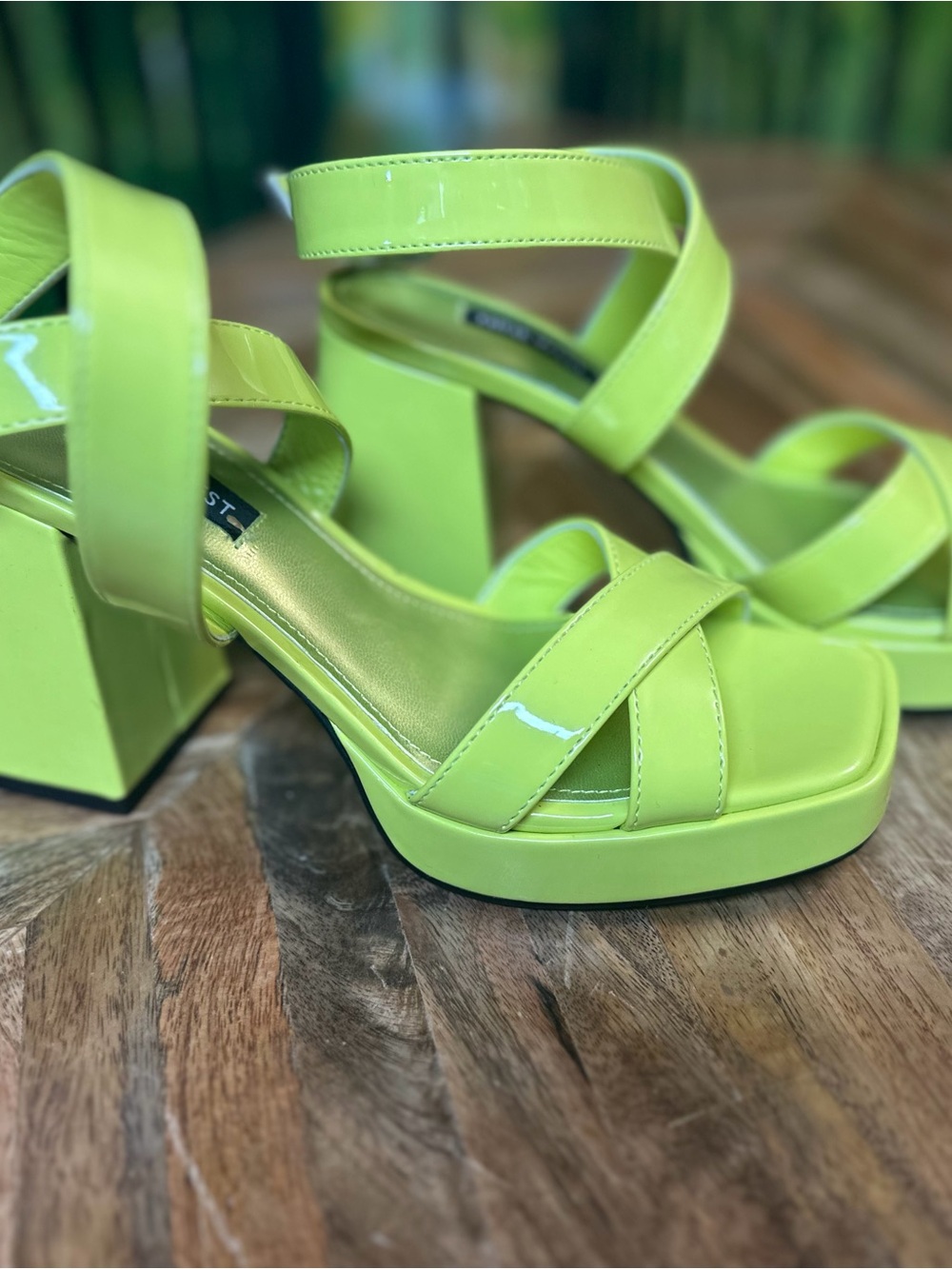 NEW Nine West Patent Block Heel Sandals Ankle Strap SZ 6 BRAND NEW!